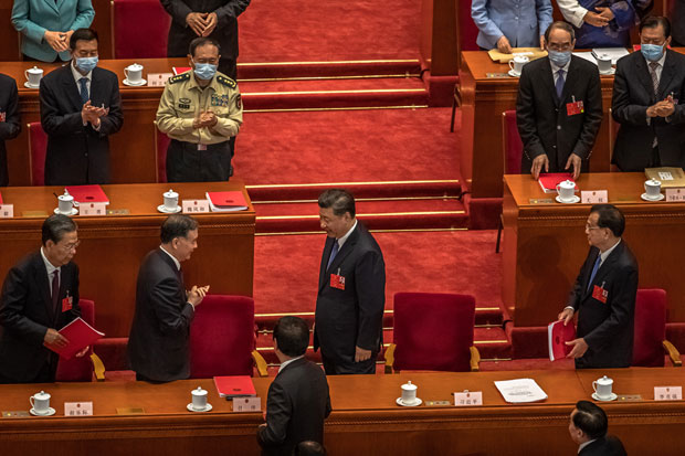 Злочин је подривати ауторитет Кине: Јача контрола Пекинга над Хонг Конгом